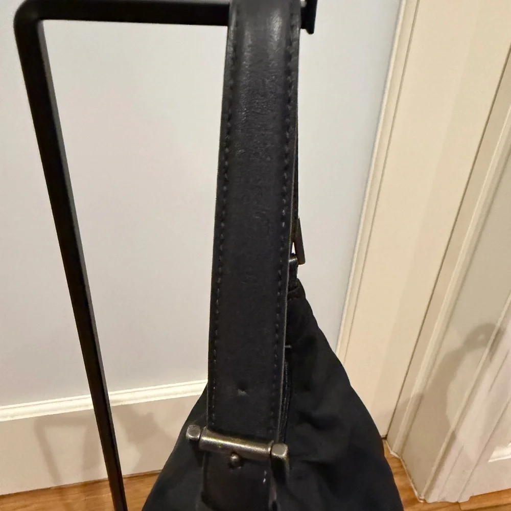 Vintage Coach Black Hobo Bag with Gold Accents - Picture 5 of 15